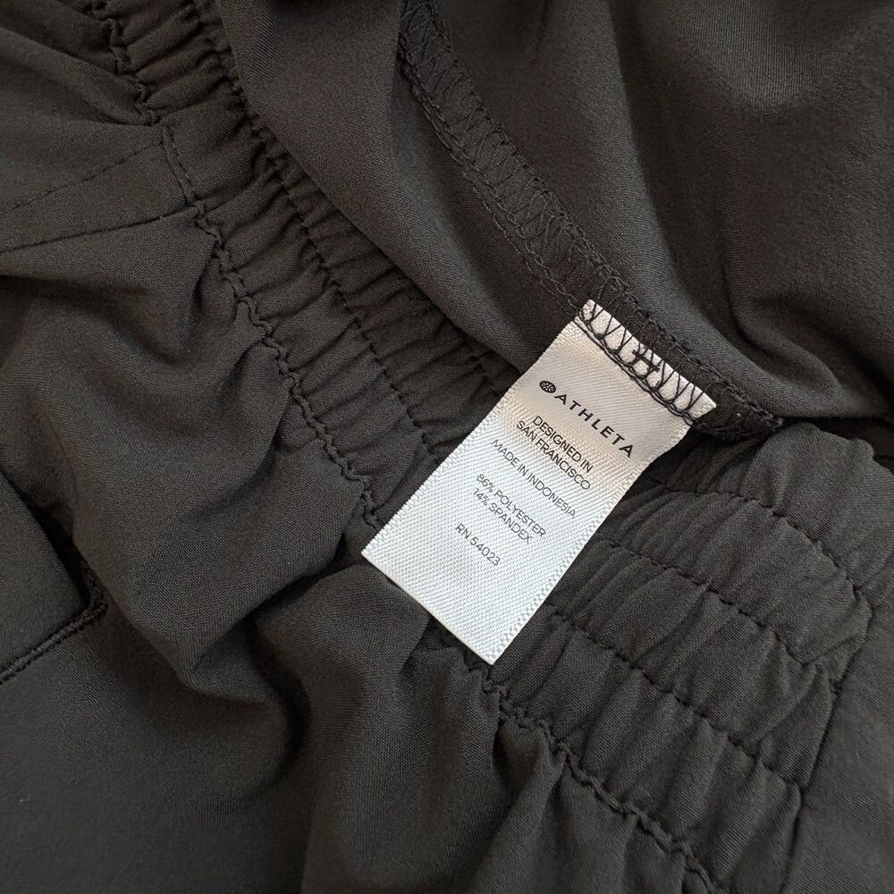 Athleta Women’s Chelsea Travel Commute Lightweight Cargo Pants Sz 8 Dark Gray - Picture 5 of 10